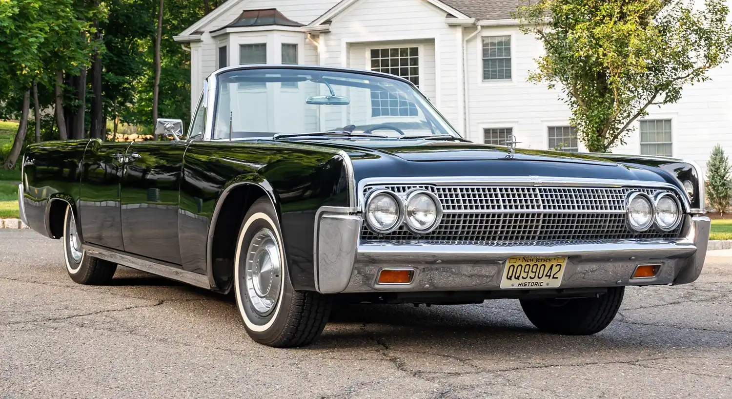 1963 Lincoln Continental Convertible Is Pure American Style