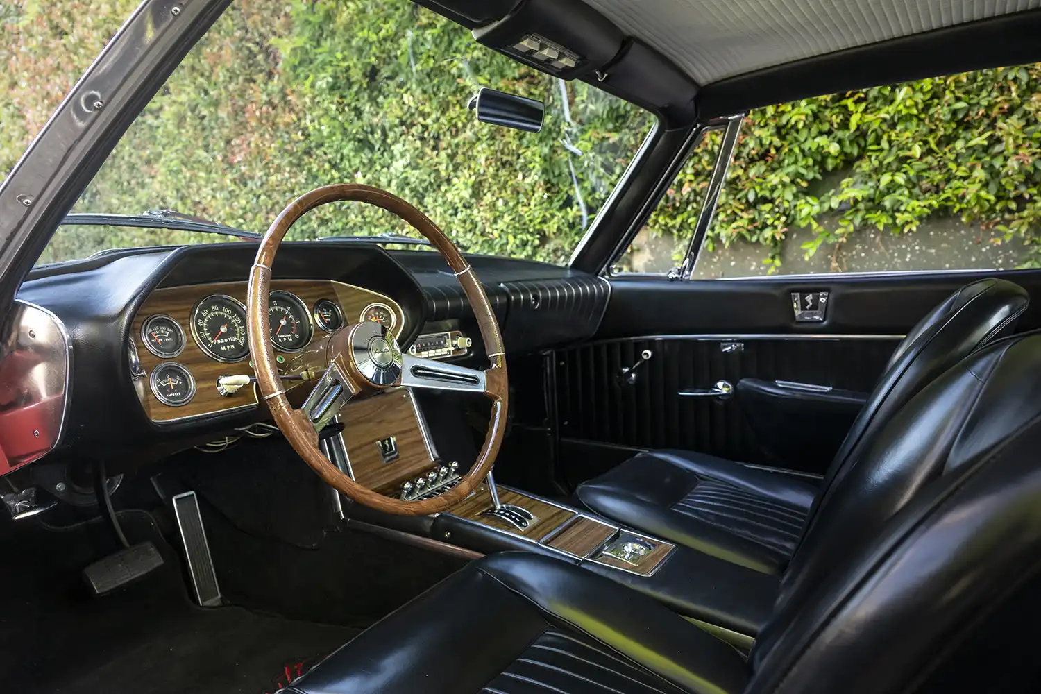 1964 Studebaker Avanti R2