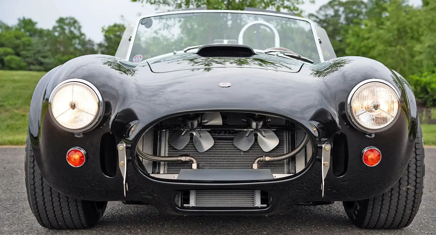 The Shelby Cobra CSX4000 Roars With Vintage Vibe and Power