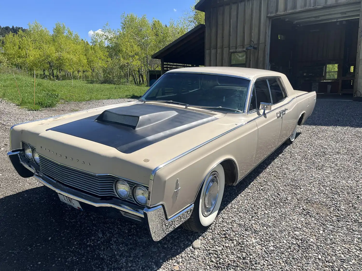 1966 Lincoln Continental Sedan