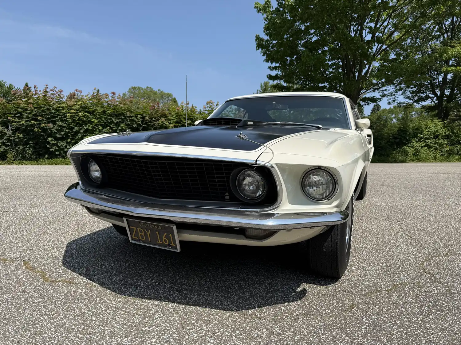 Discover the Thrill of the 1969 Ford Mustang Mach 1