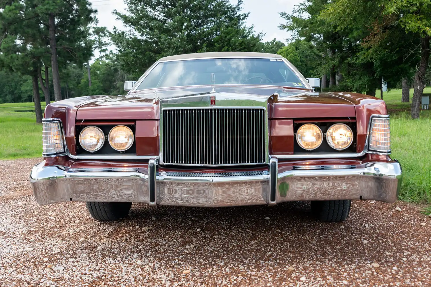A Classic Beauty: The Unforgettable 1973 Lincoln Continental Mark IV