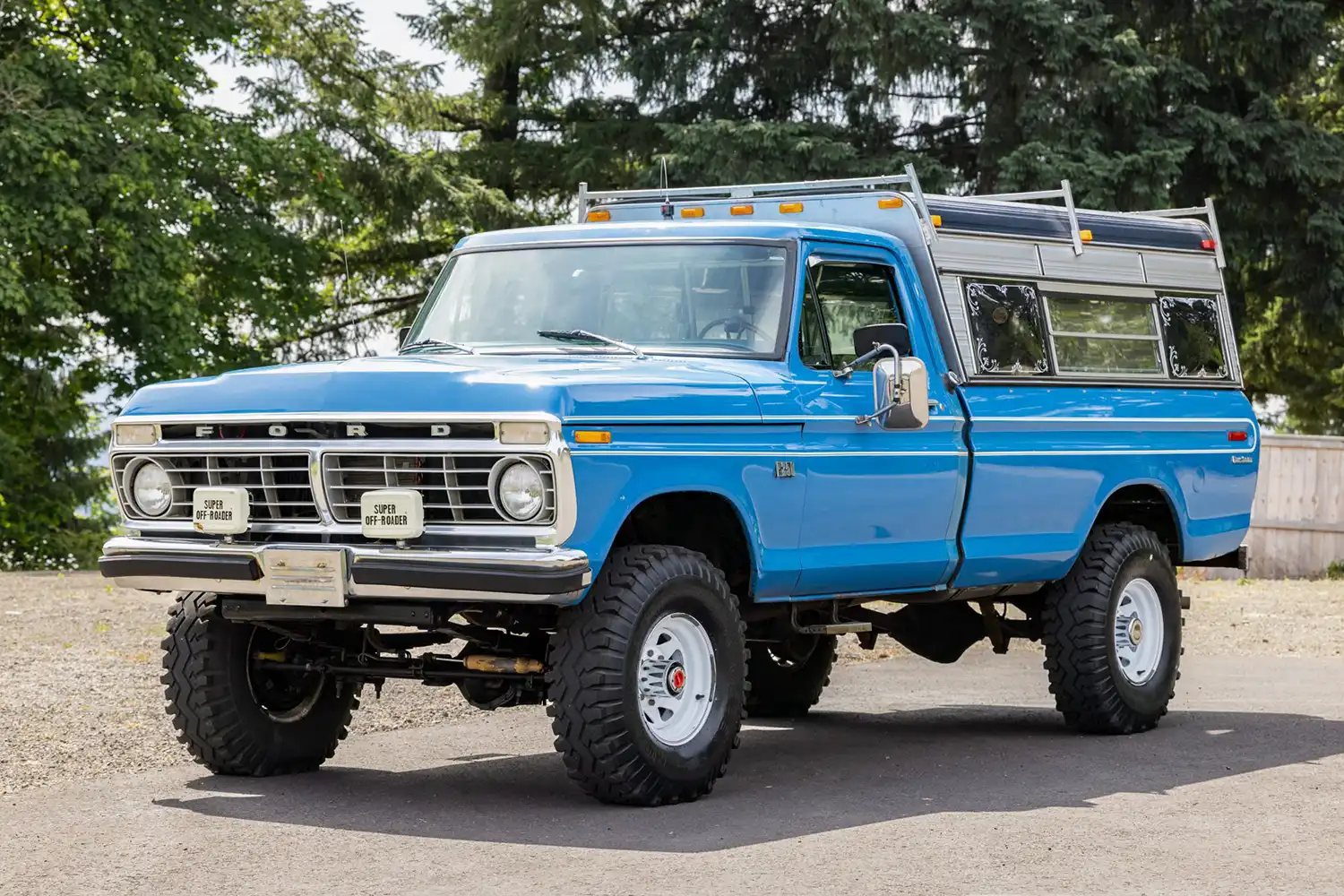 Bahama Blue Beauty: This 1975 Ford F-250 Is Built to Work and Play