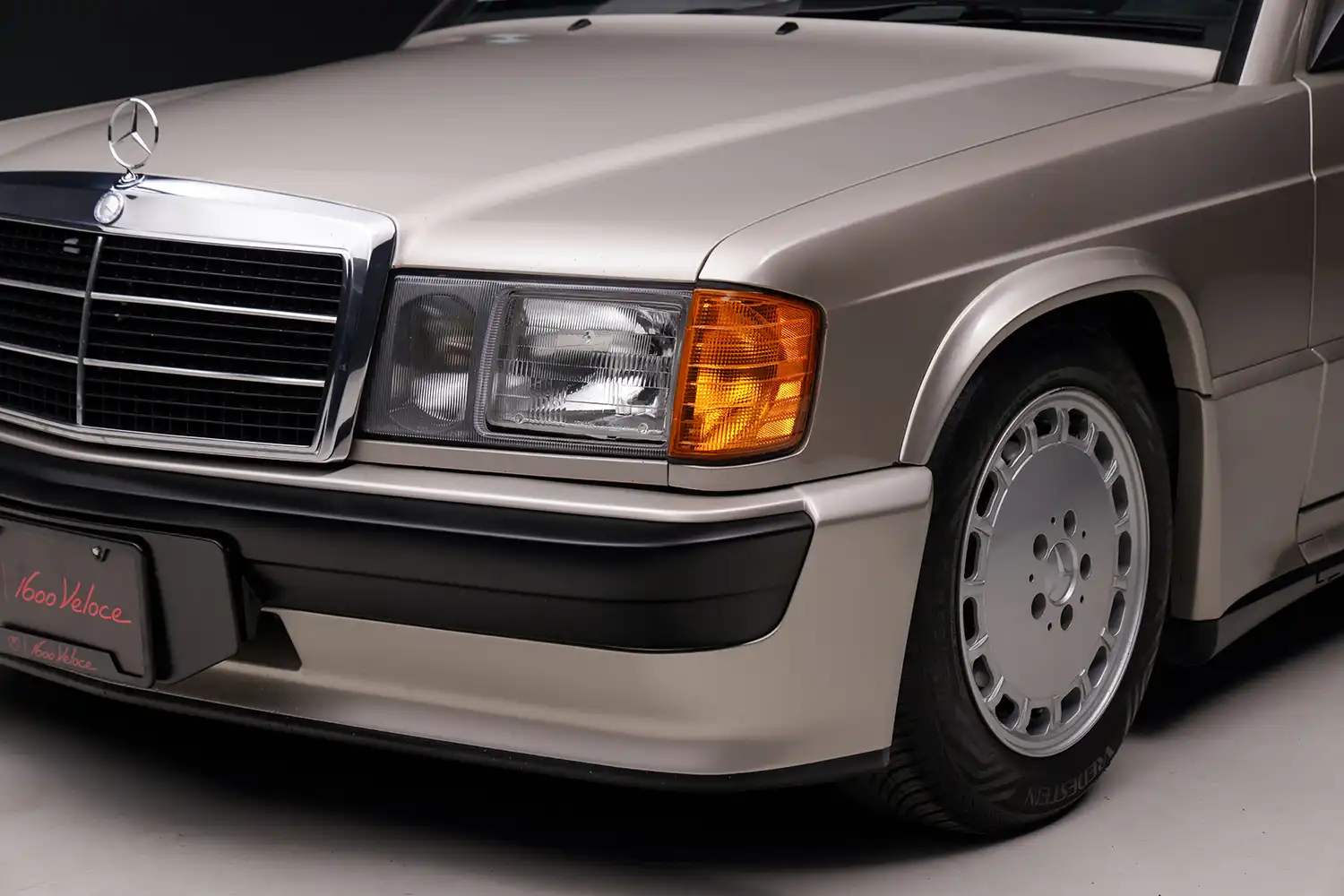 1986 Mercedes-Benz 190E 2.3-16