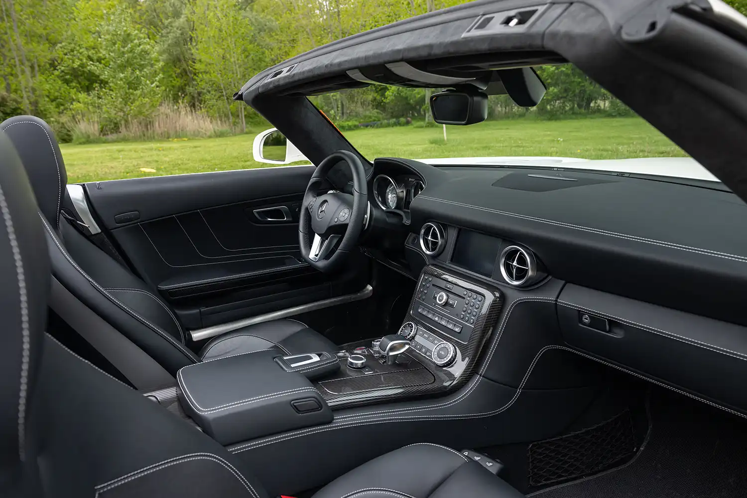 2012 Mercedes-Benz SLS AMG Roadster