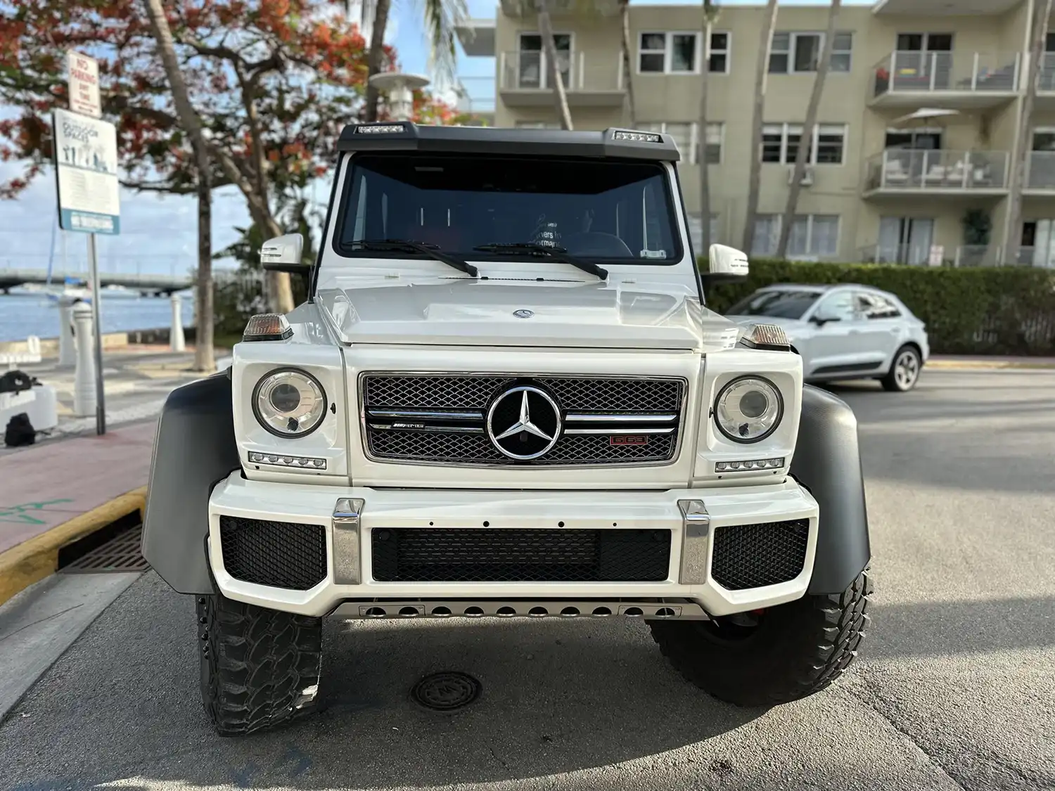 2014 Mercedes-Benz G63 AMG 6x6