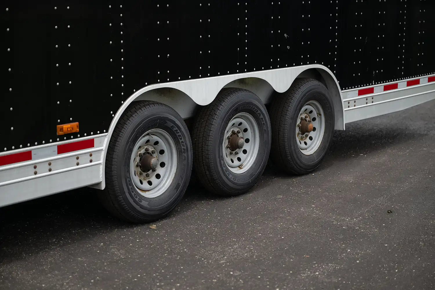 2016 Featherlite 48' Gooseneck Trailer