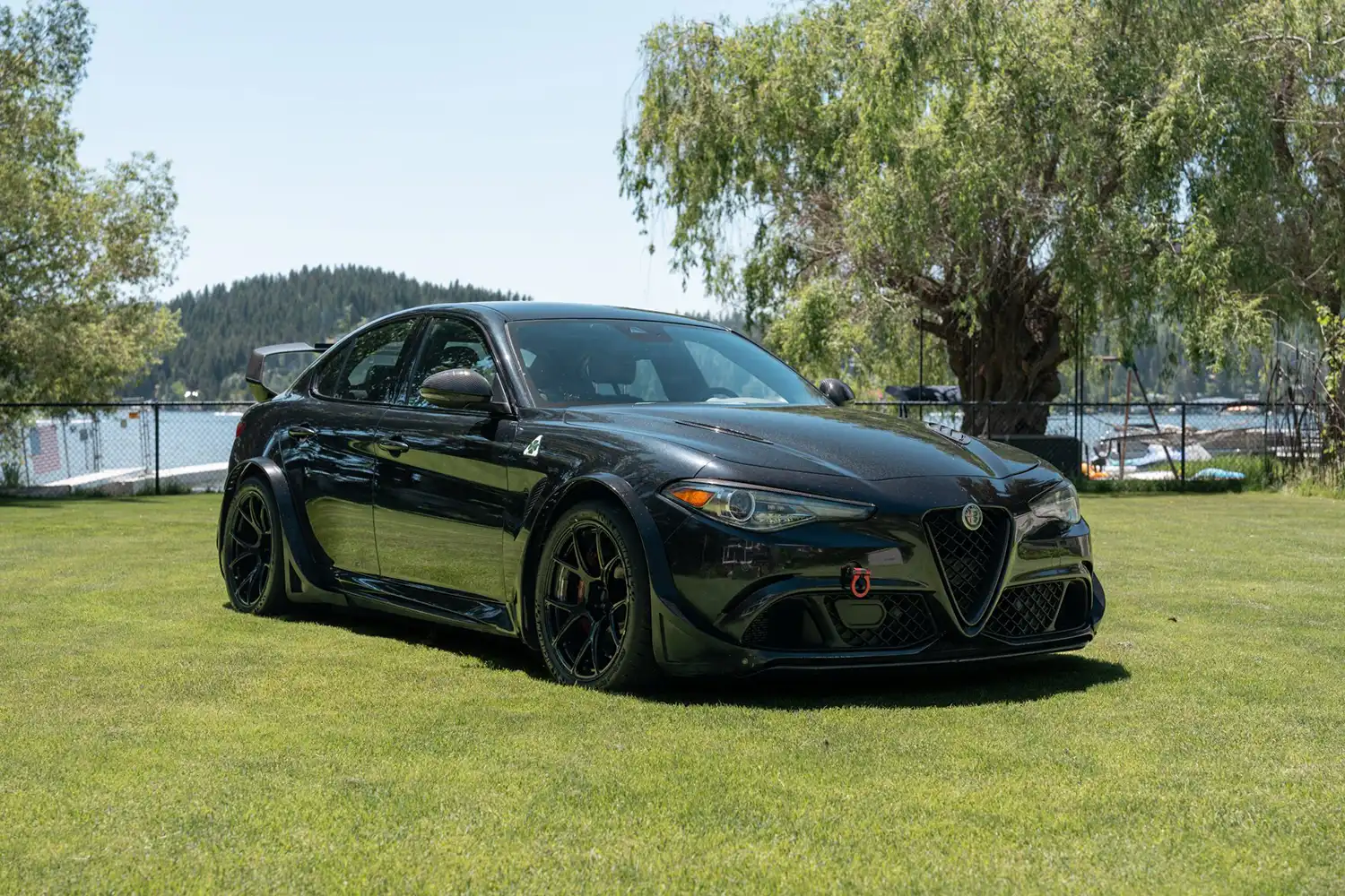2017 Alfa Romeo Giulia Quadrifoglio
