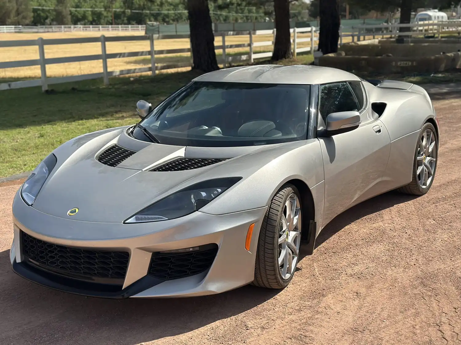 Driving Purity: The 2017 Lotus Evora 400