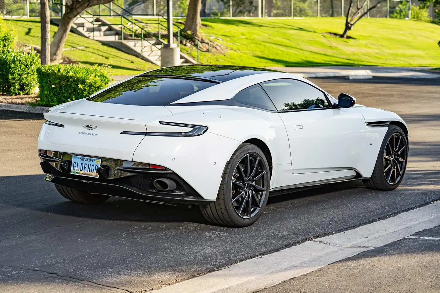 2018 Aston Martin DB11 V12 Coupe