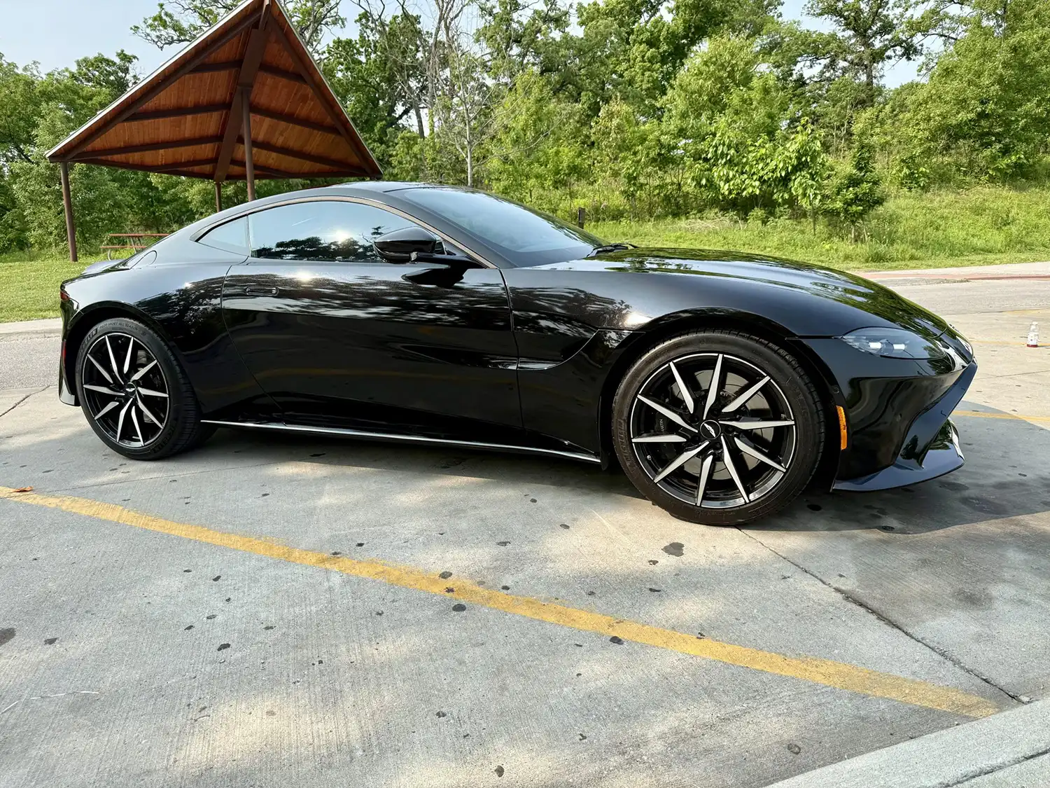2019 Aston Martin Vantage