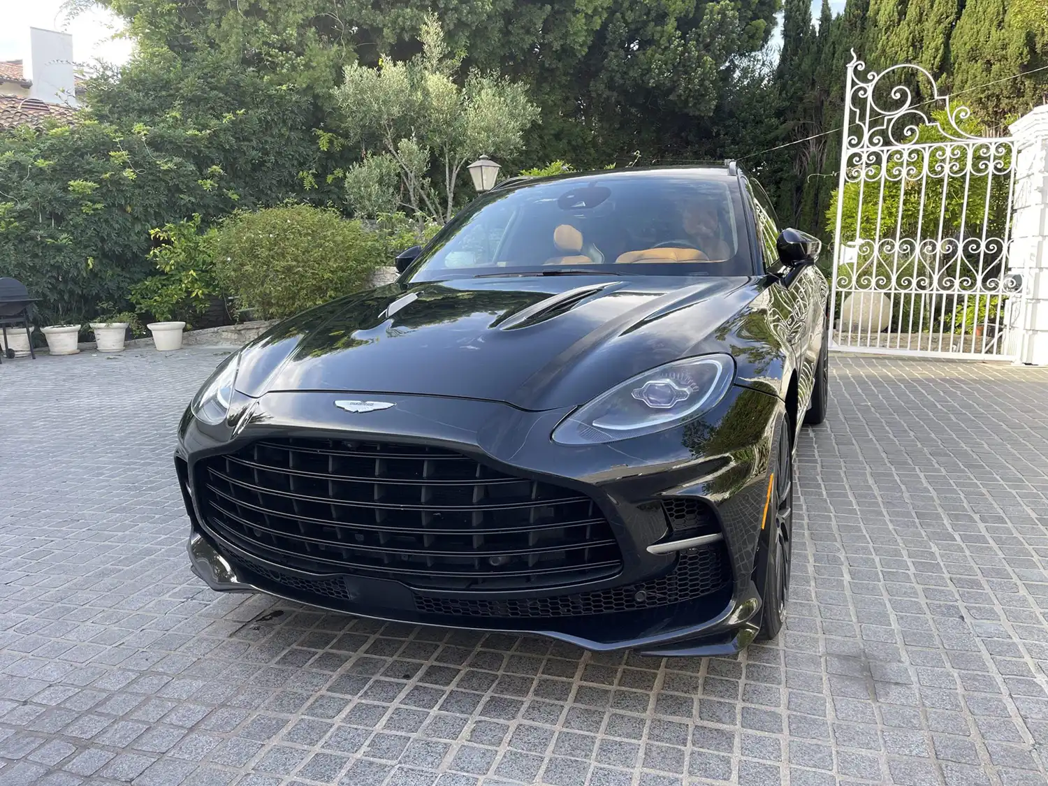 2023 Aston Martin DBX707