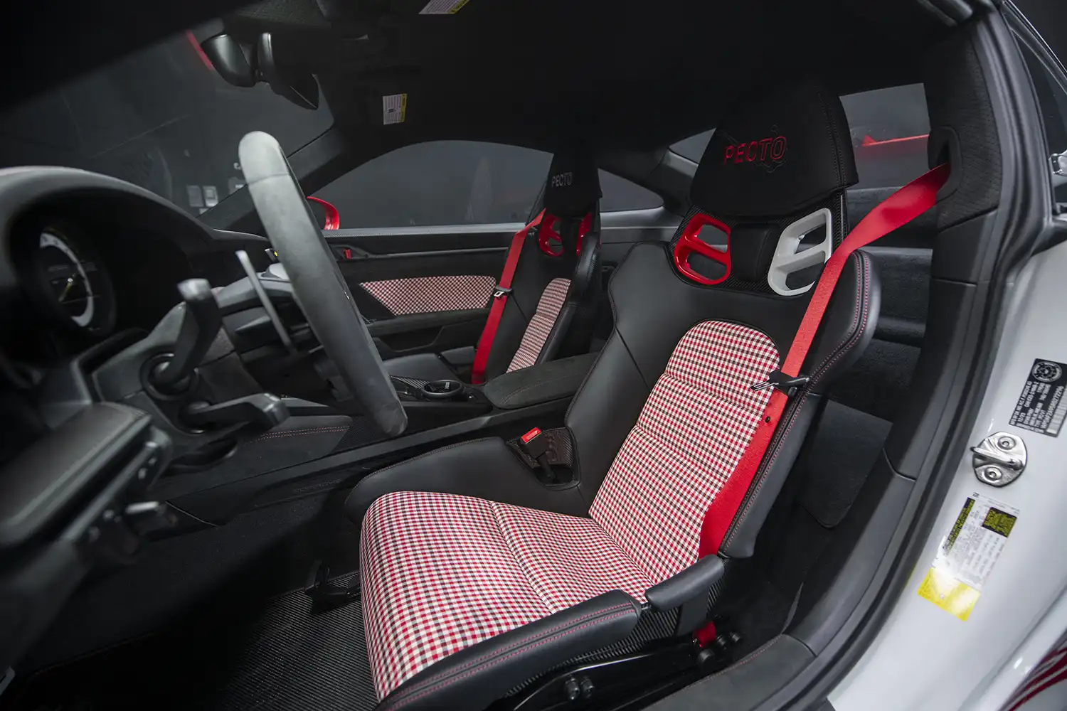 2024 Porsche 911 GT3 RS PECTO