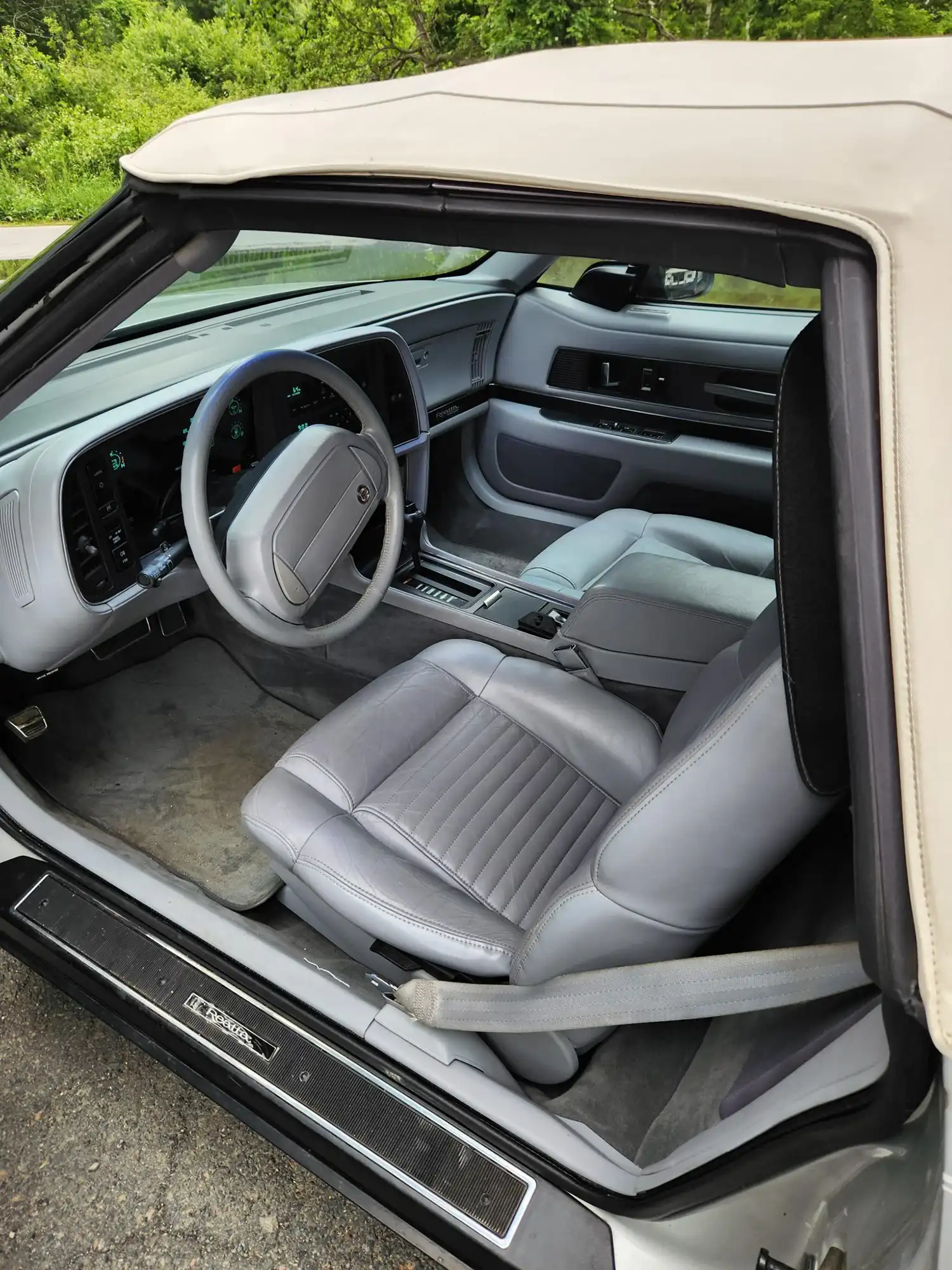 1990 Buick Reatta Convertible