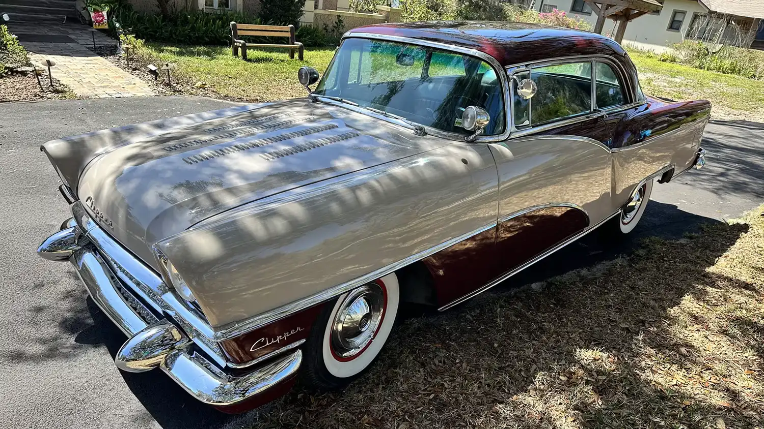 1955 Packard Clipper Custom: A Sedan with Star Quality