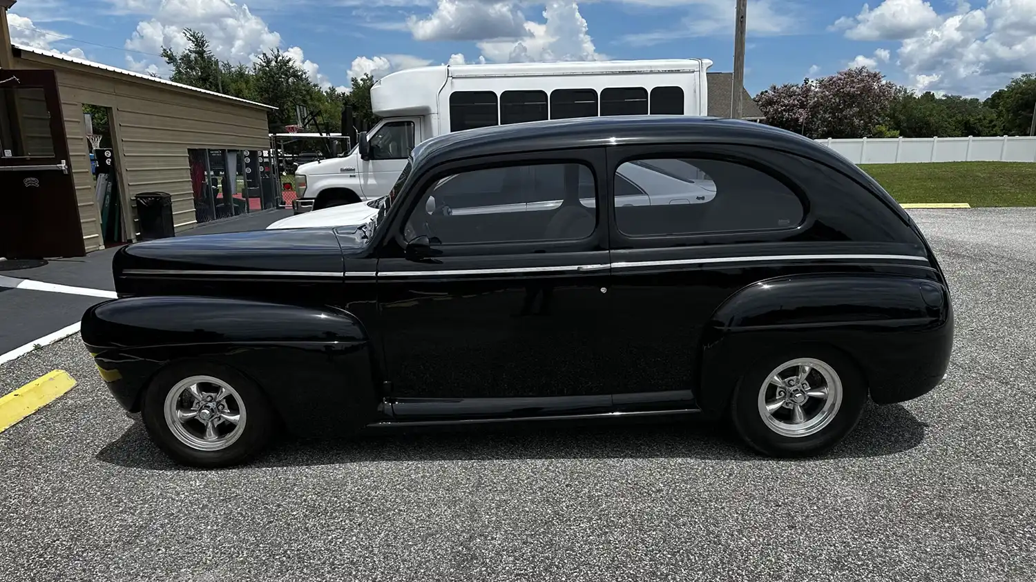 1941 Ford Super Deluxe Tudor Sedan