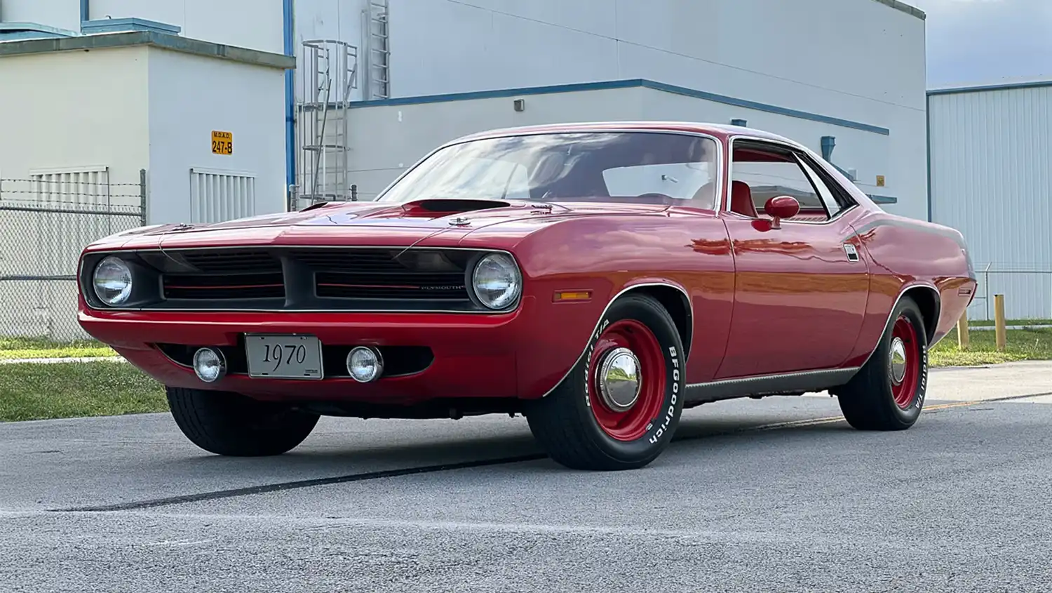 This 1970 Plymouth Cuda Is a Rallye Red Mopar Machine