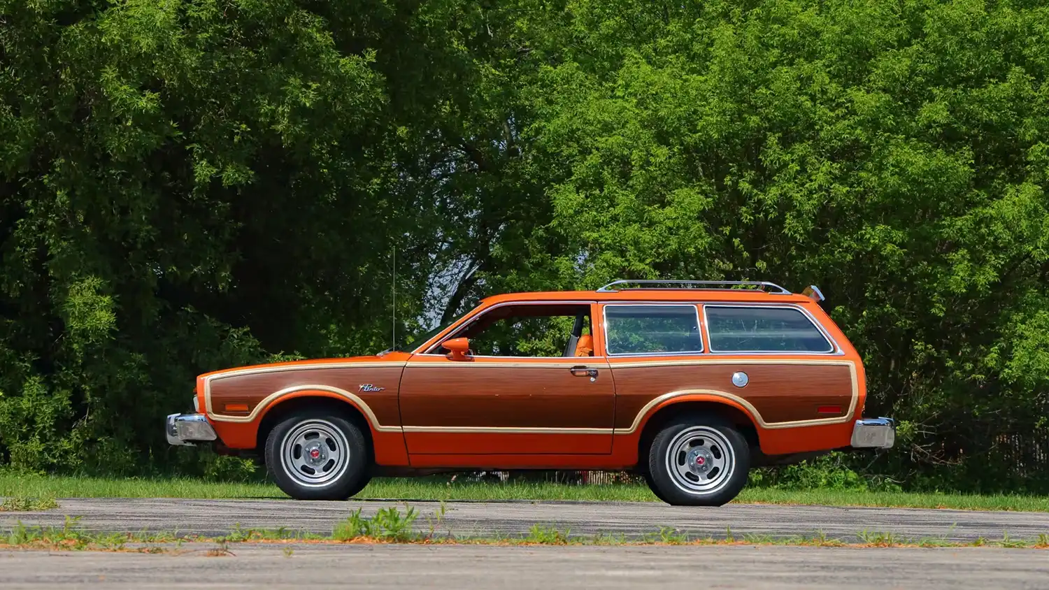 1974 Ford Pinto Squire Wagon
