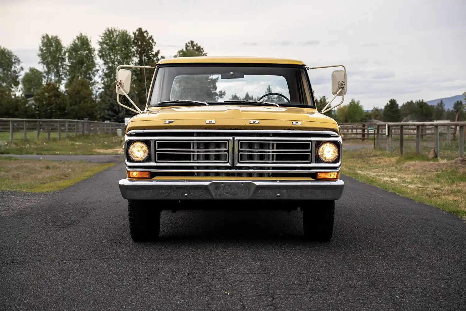 1972 Ford F-250 Custom Pickup