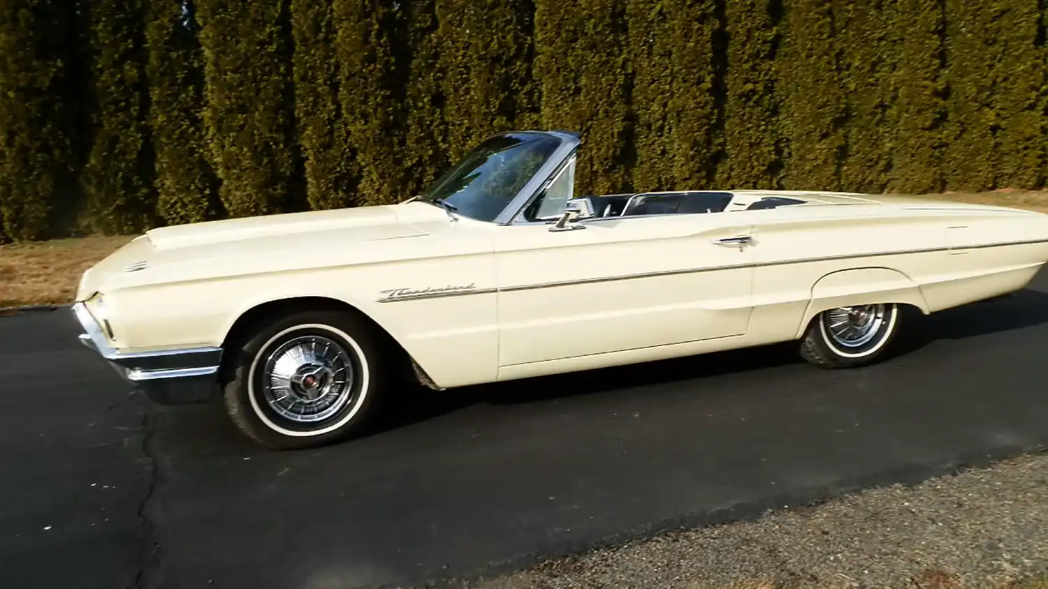 1964 Ford Thunderbird Convertible