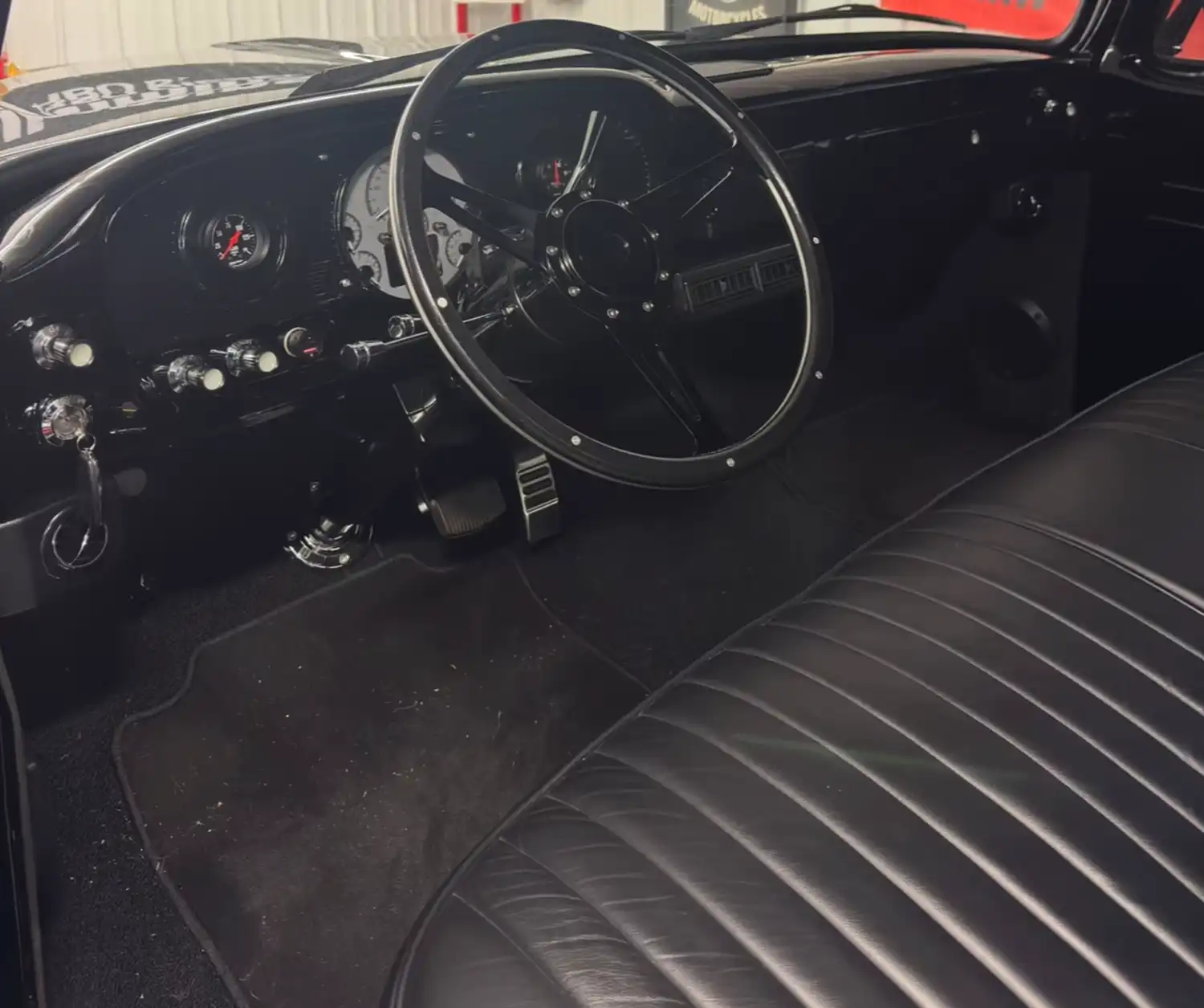 1964 Ford F100 Custom Pickup