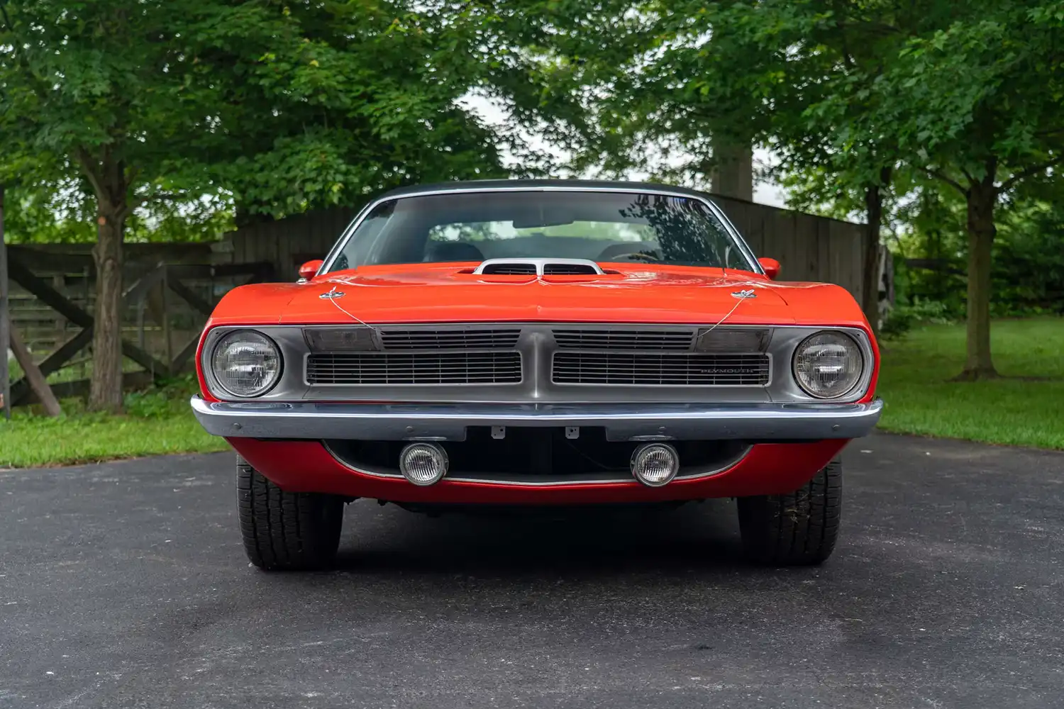 Unleash the Beast: The Legendary 1970 Plymouth Cuda