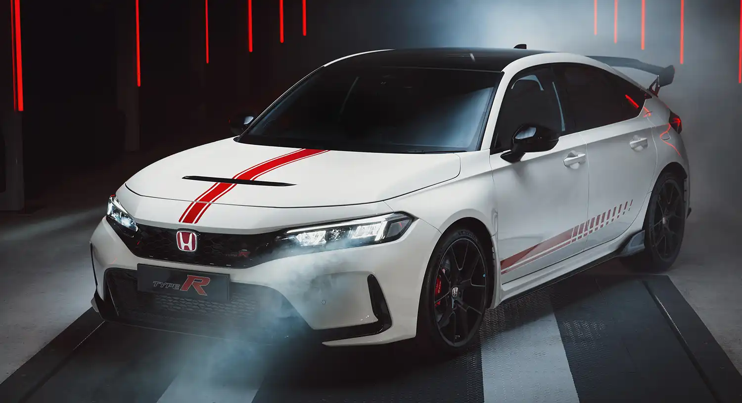 Honda Civic Type R Ultimate Edition: A Hot Hatch Icon’s Last Hurrah