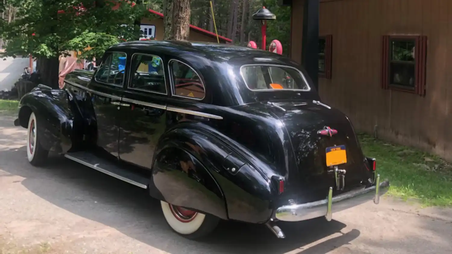 1940 Buick Series 40 Sedan