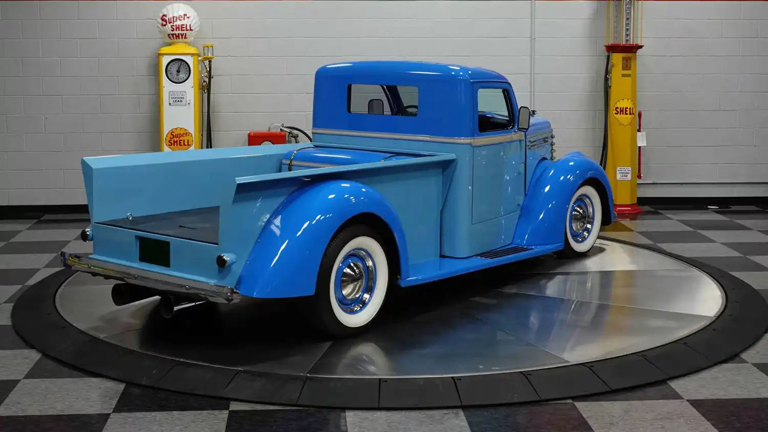 1942 Diamond T Custom Pickup