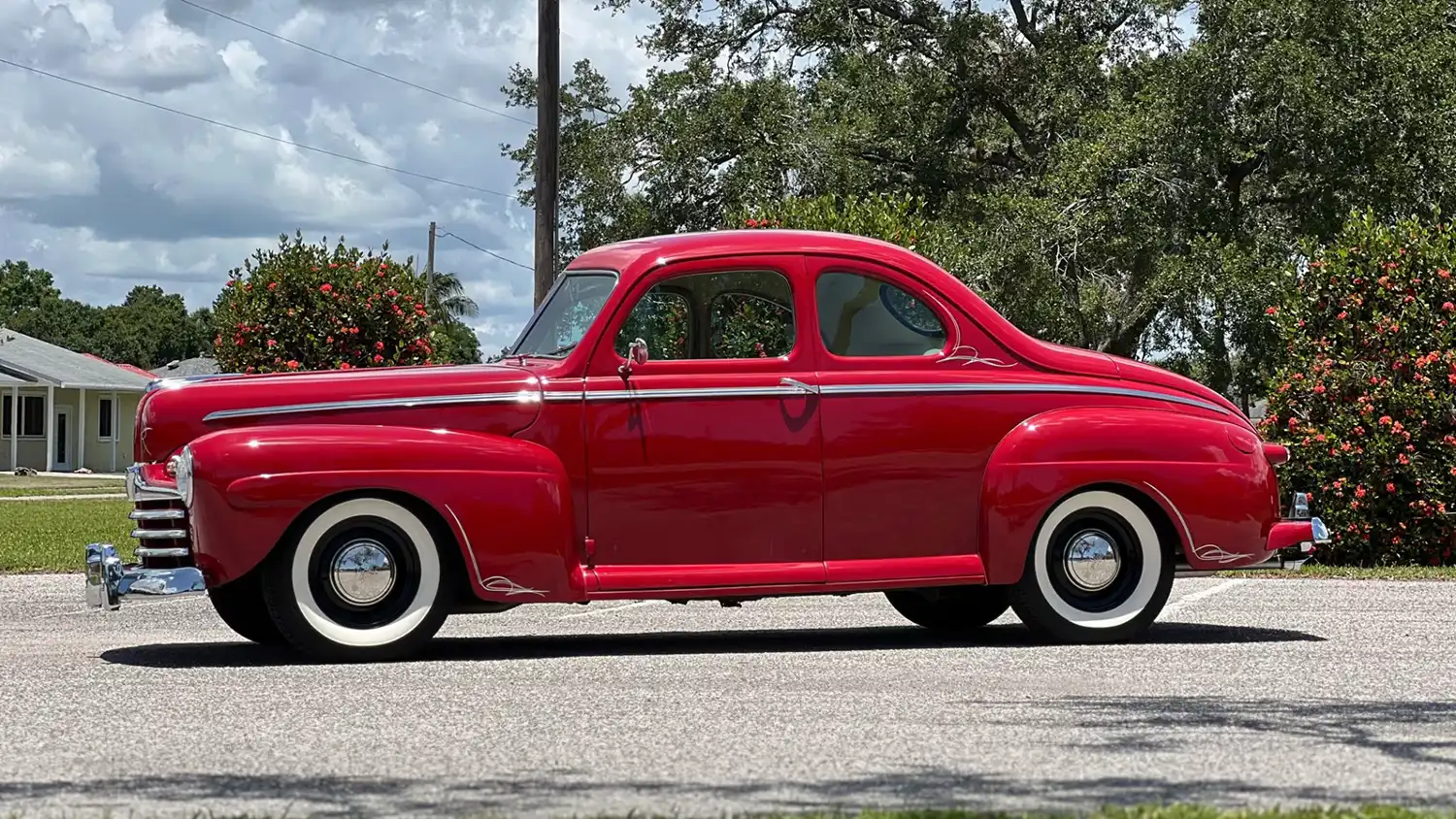 1946 Ford Deluxe Coupe