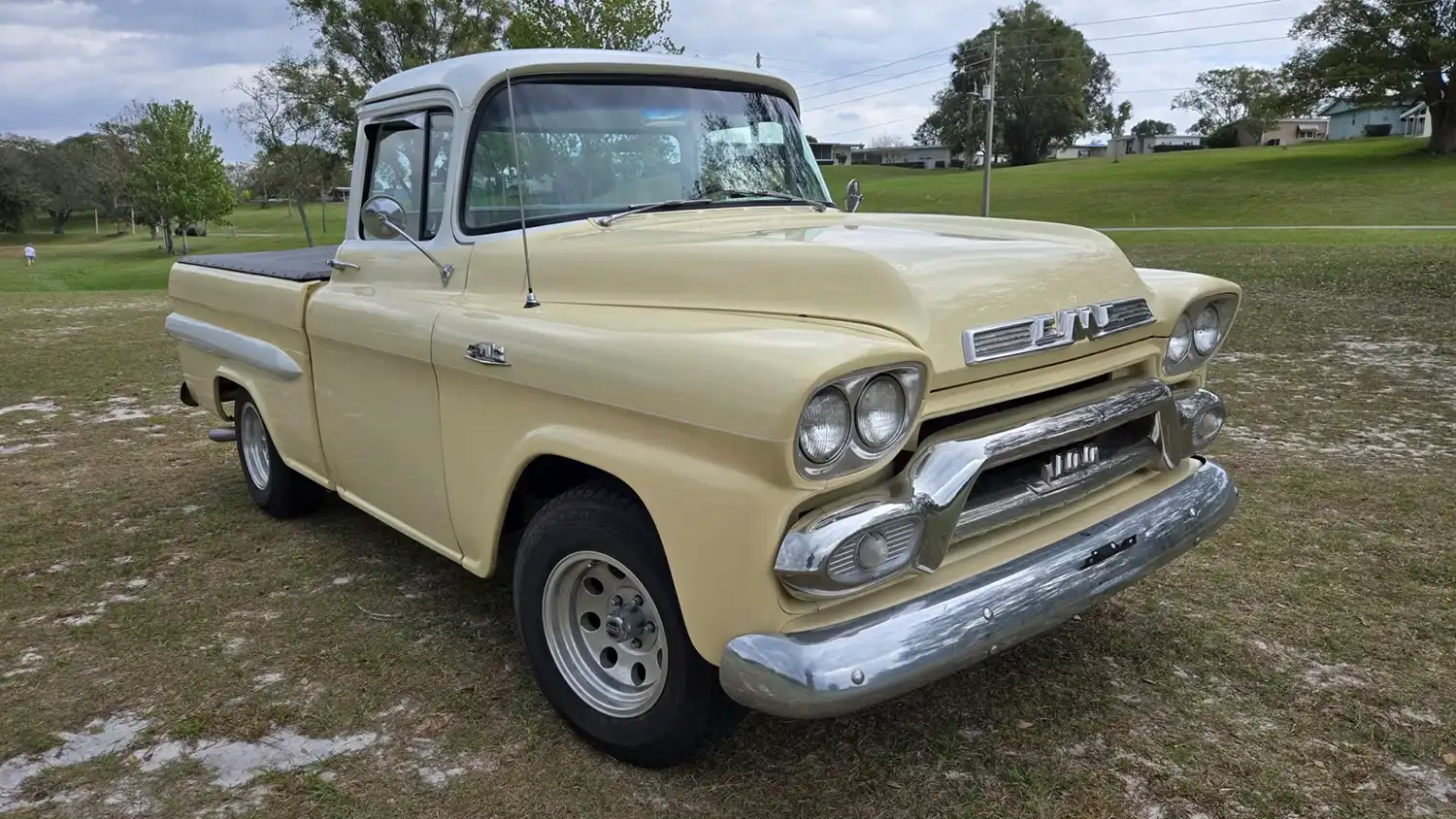 Rare 1959 GMC 100 Fleetside Pickup Returns in Stunning Style