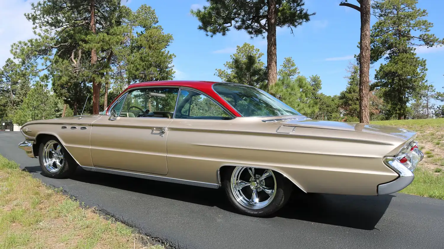 1961 Buick LeSabre Hardtop