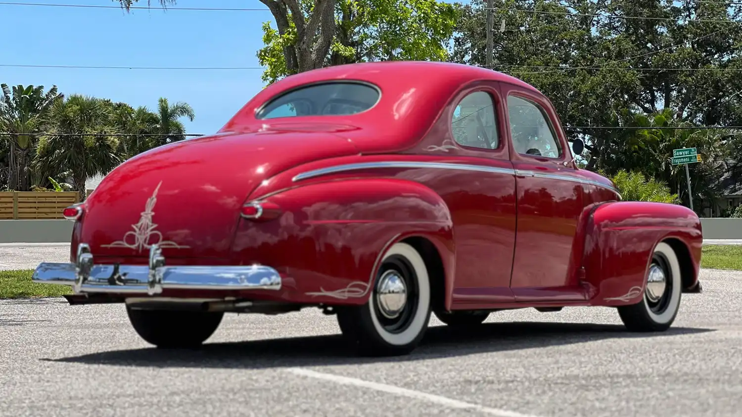 1946 Ford Deluxe Coupe