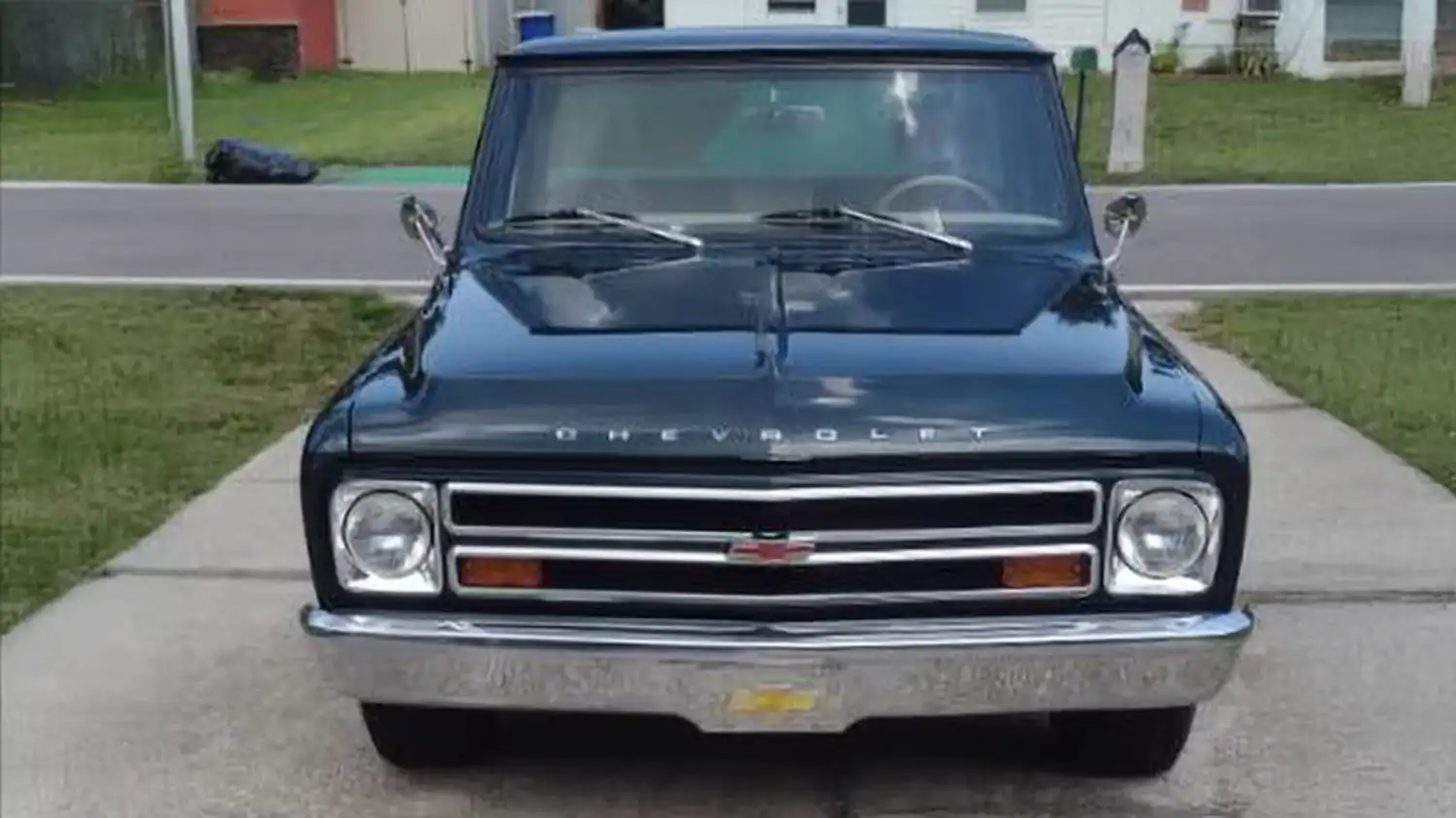What Makes the 1968 Chevrolet C10 Pickup a Collector’s Dream
