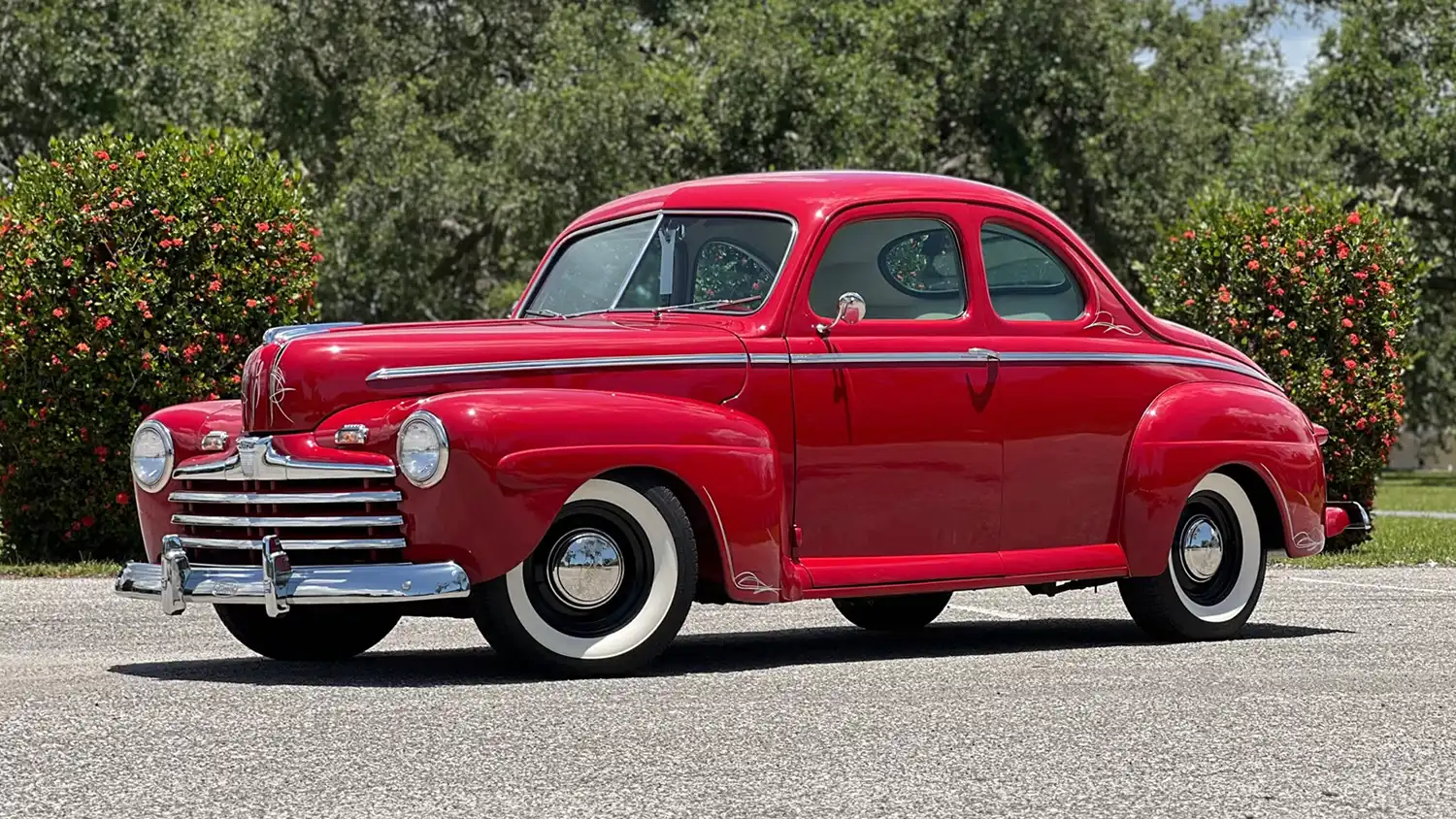 A Timeless Ride: 1946 Ford Deluxe Coupe with Tri-Power Charm