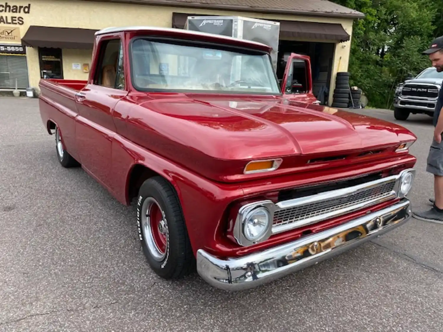 1965 Chevrolet C10 Custom Pickup with LS3 Power and Modern Comfort
