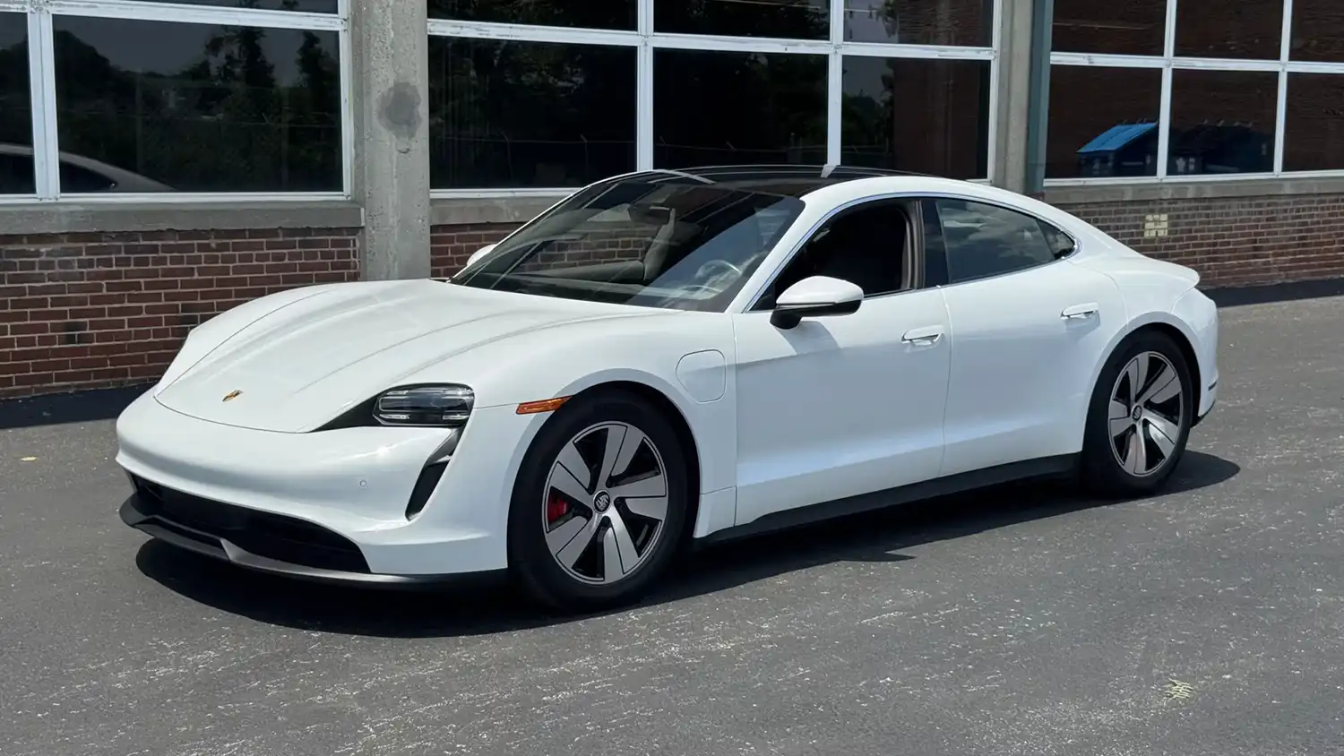 2020 Porsche Taycan 4S: The EV That Drives Like a Porsche Should