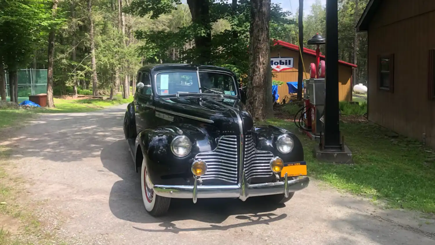 1940 Buick Series 40 Sedan