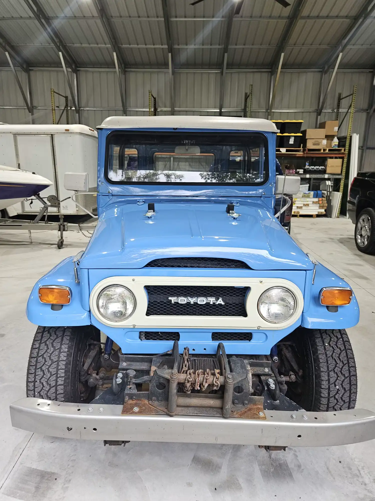 1974 Toyota FJ-40 Land Cruiser