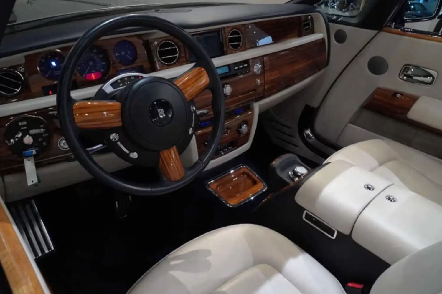 2009 Rolls-Royce Phantom Drophead Coupe