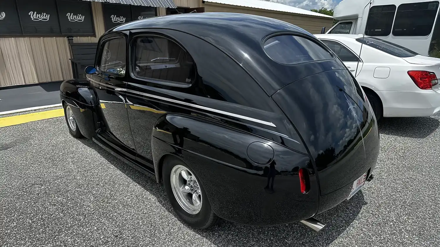 1941 Ford Super Deluxe Tudor Sedan