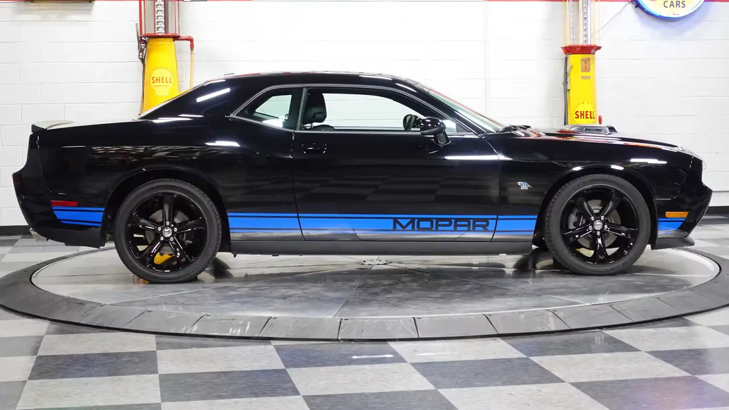2014 Dodge Challenger R/T Mopar 14