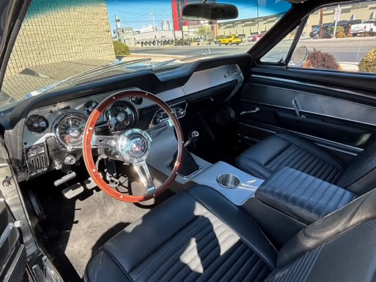 1967 Ford Mustang Custom Fastback 