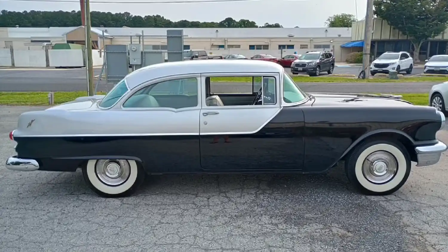 1955 Pontiac Chieftain