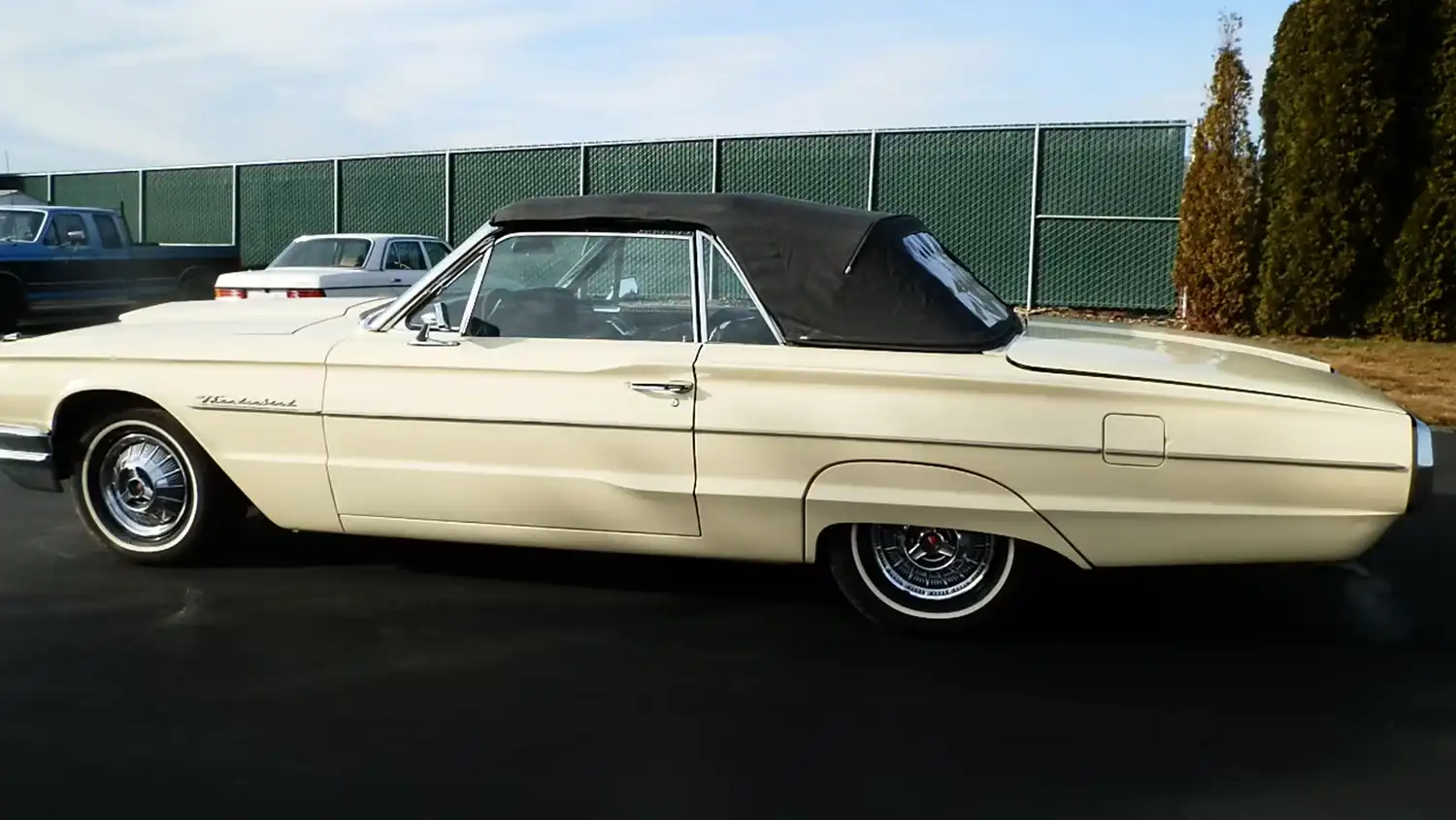 1964 Ford Thunderbird Convertible