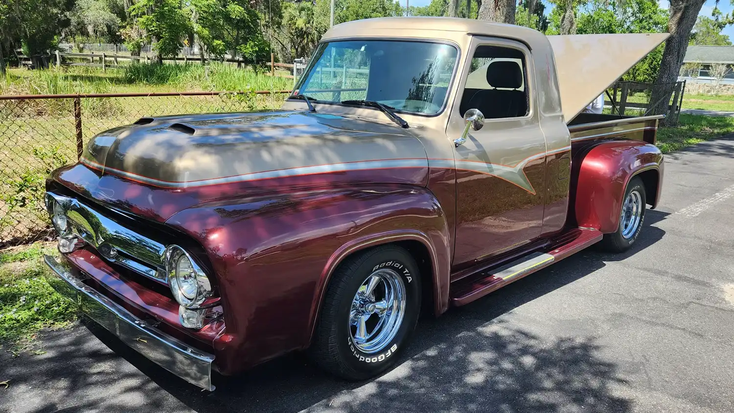 A Bold Take on a Classic: 1953 Ford F100 Custom Pickup