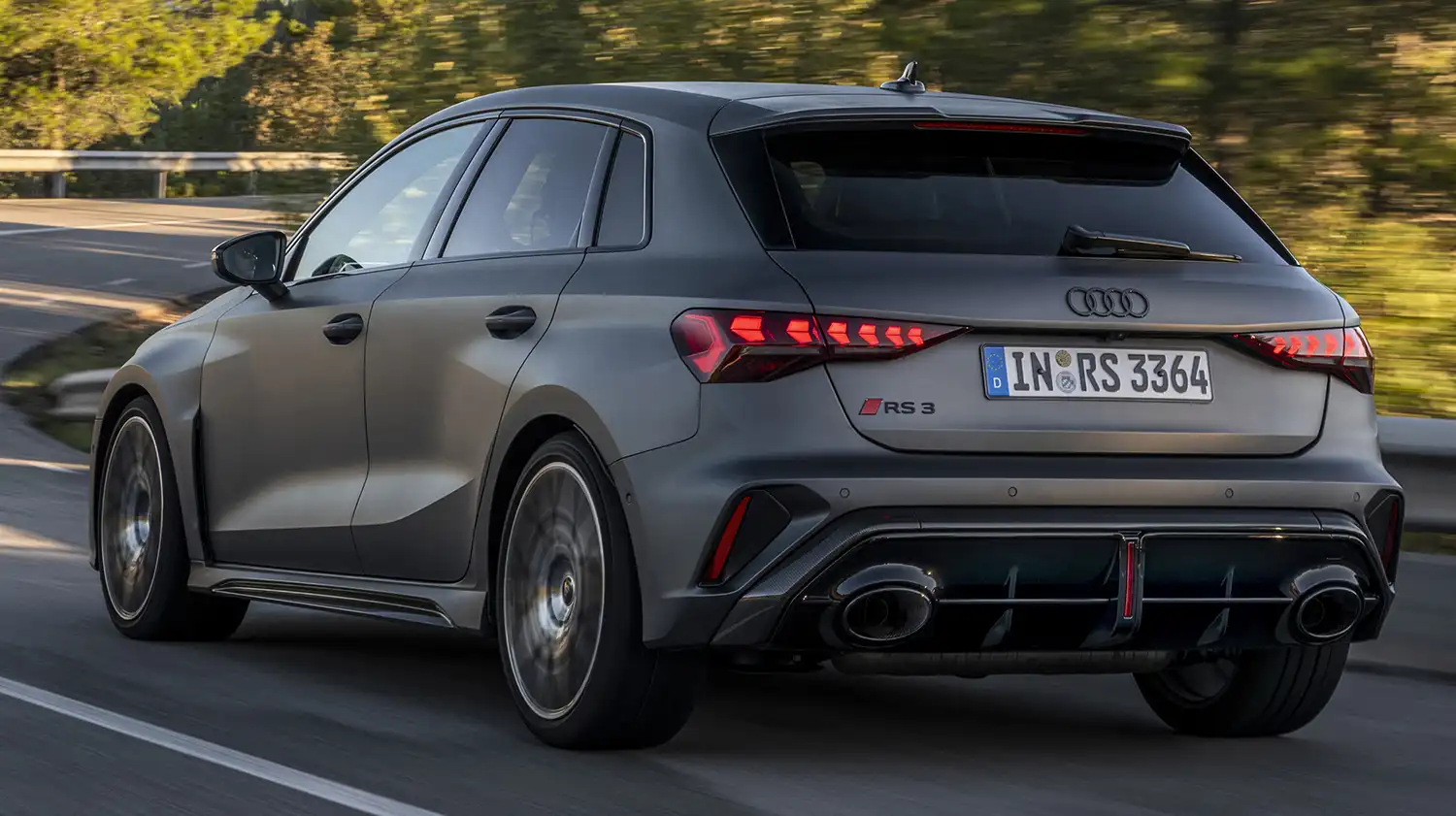 Audi RS 3 Performance: Mastering the Track with Precision