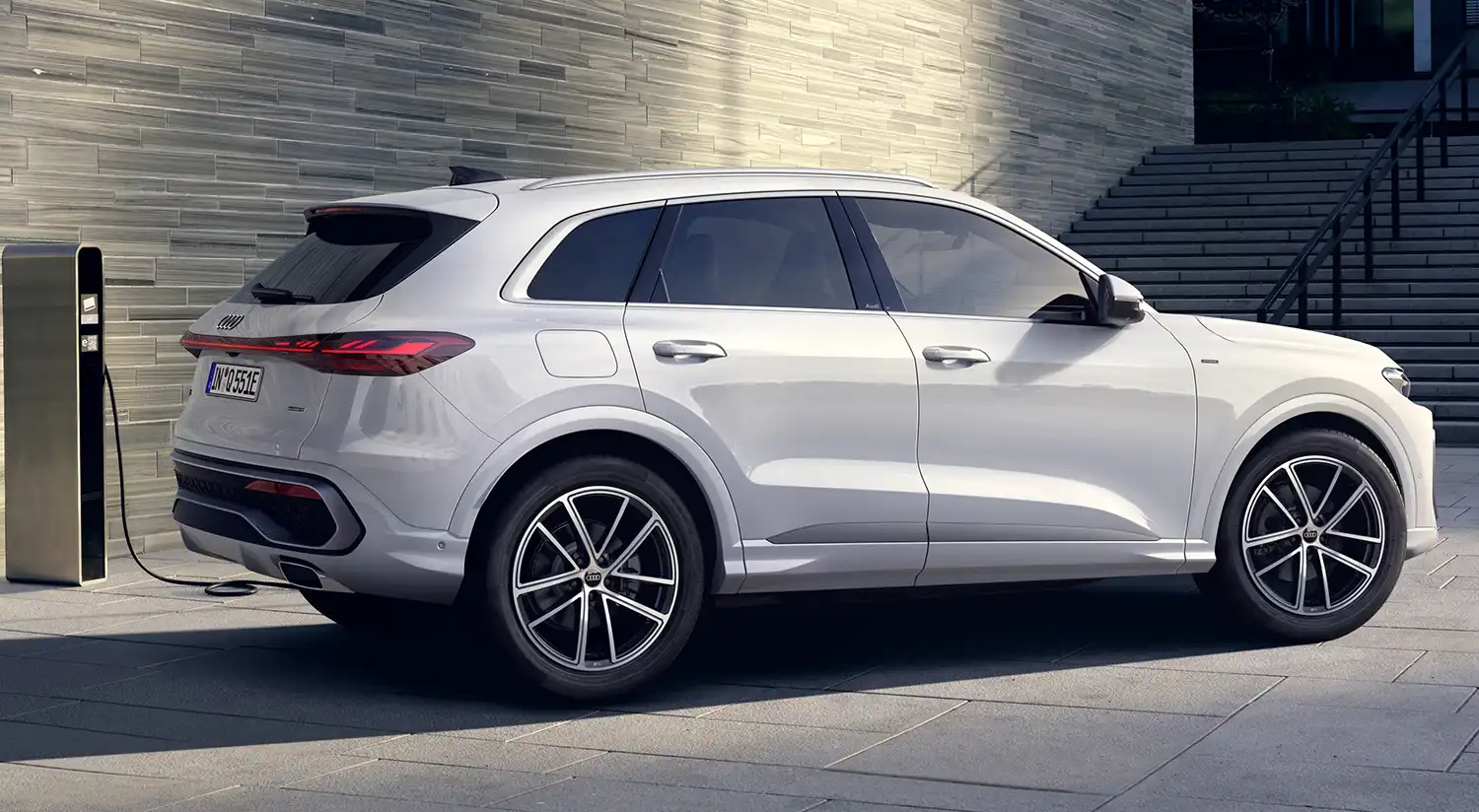 Audi Q5 SUV e-hybrid