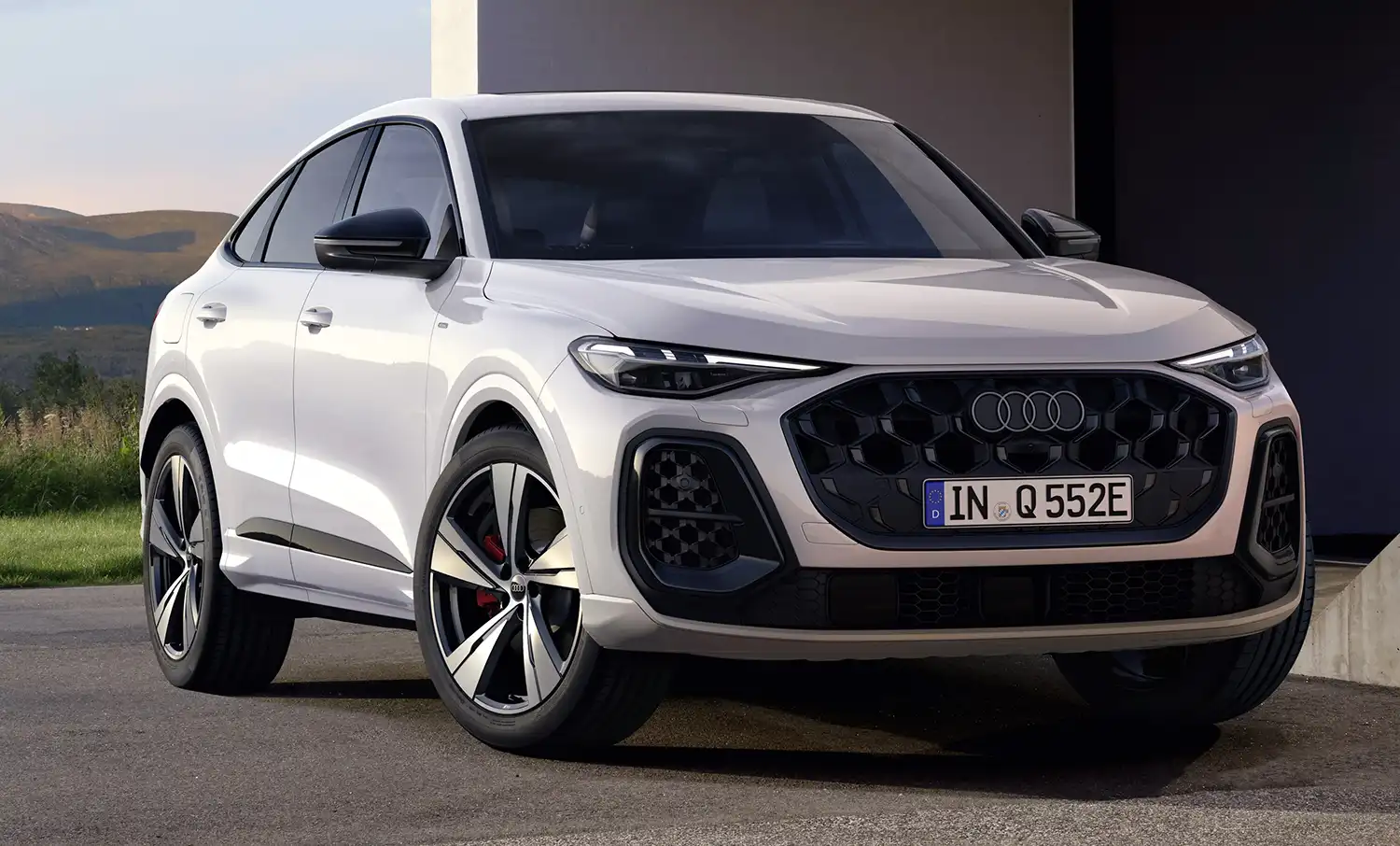 Audi Q5 Sportback e-hybrid Blends Style with Smart Power