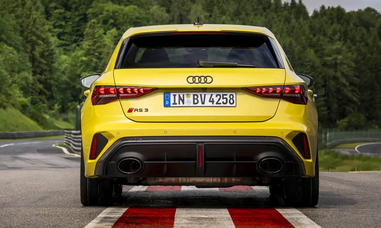 Audi RS 3 Performance